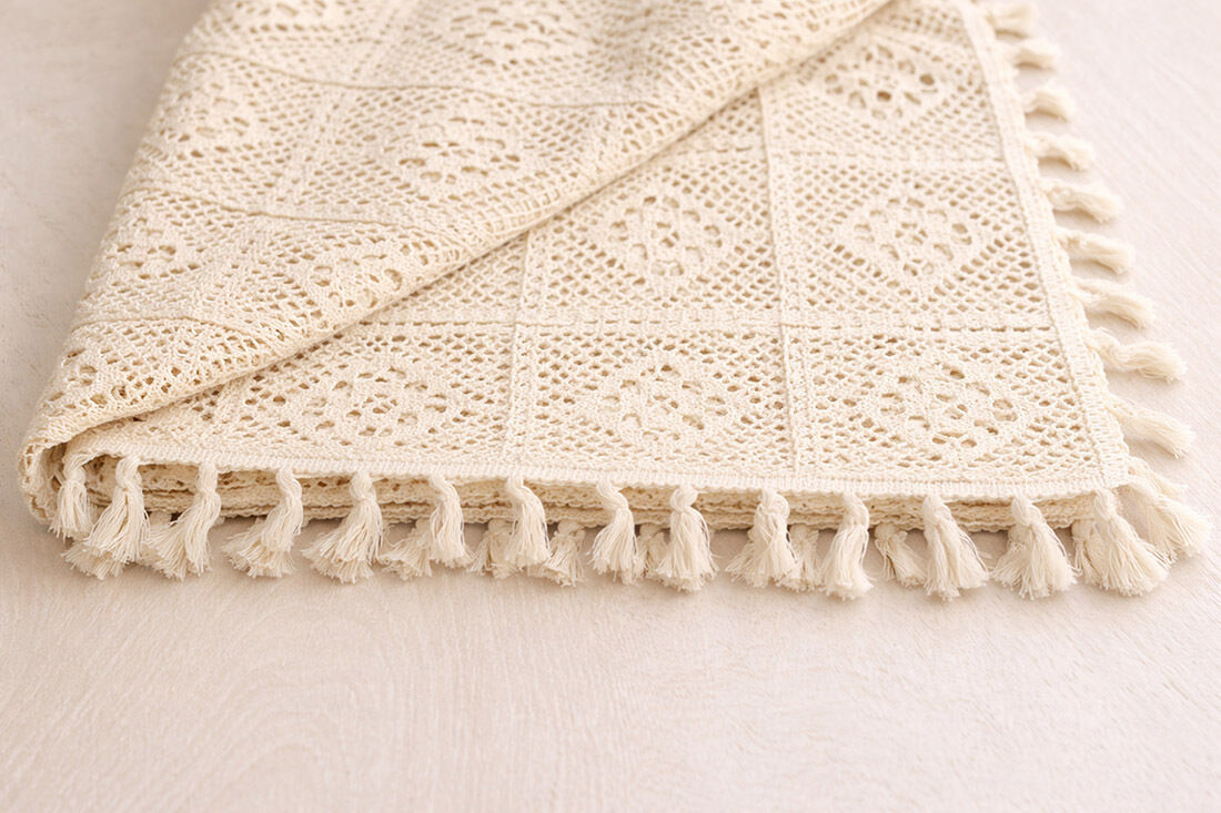 Скатертина бавовняна в'язане мереживо з китицями 110*110см, Boho Crochet, колір - натуральний беж 445-288 - 0